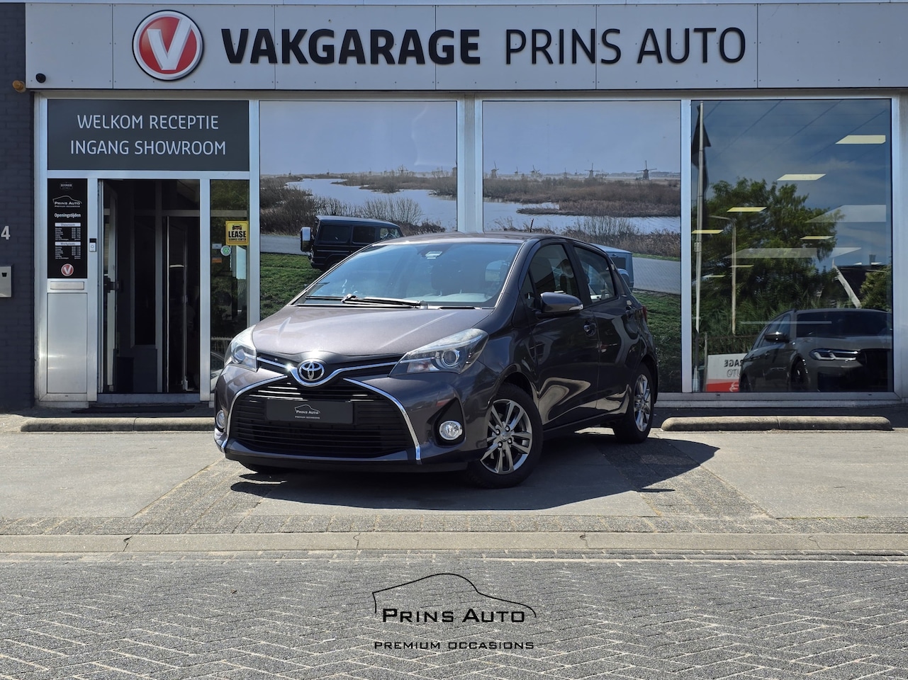 Toyota Yaris - 1.3 VVT-i Trend |NAVI|BLUETOOTH|CLIMA|ORG.NL|NAP 3297 - AutoWereld.nl