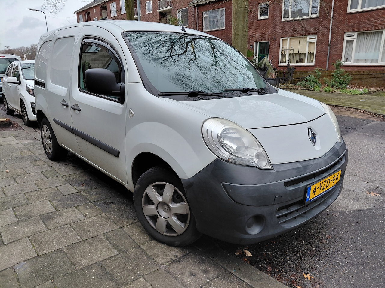 Renault Kangoo Express - 1.5 dCi 90 Express Black Edition - AutoWereld.nl
