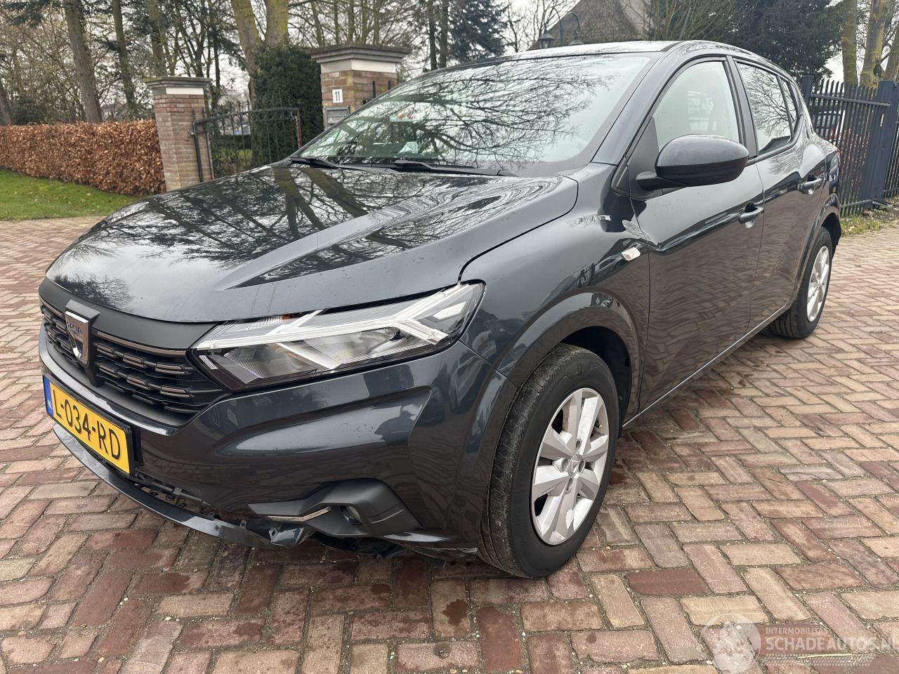 Dacia Sandero - 1.0 TCe Comfort 1.0 TCe Comfort - AutoWereld.nl