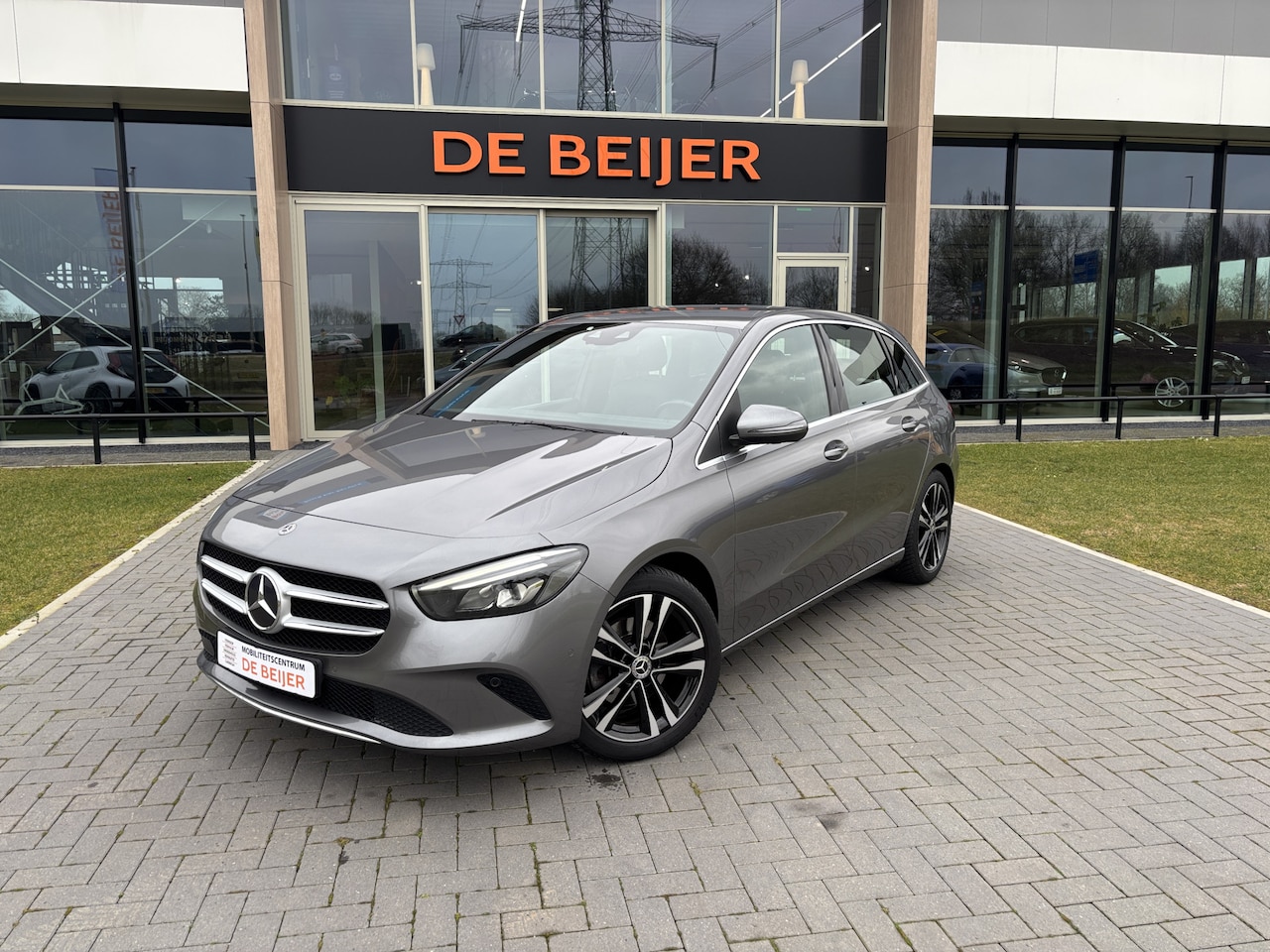Mercedes-Benz B-klasse - 200 Trekhaak I Navi I Camera - AutoWereld.nl