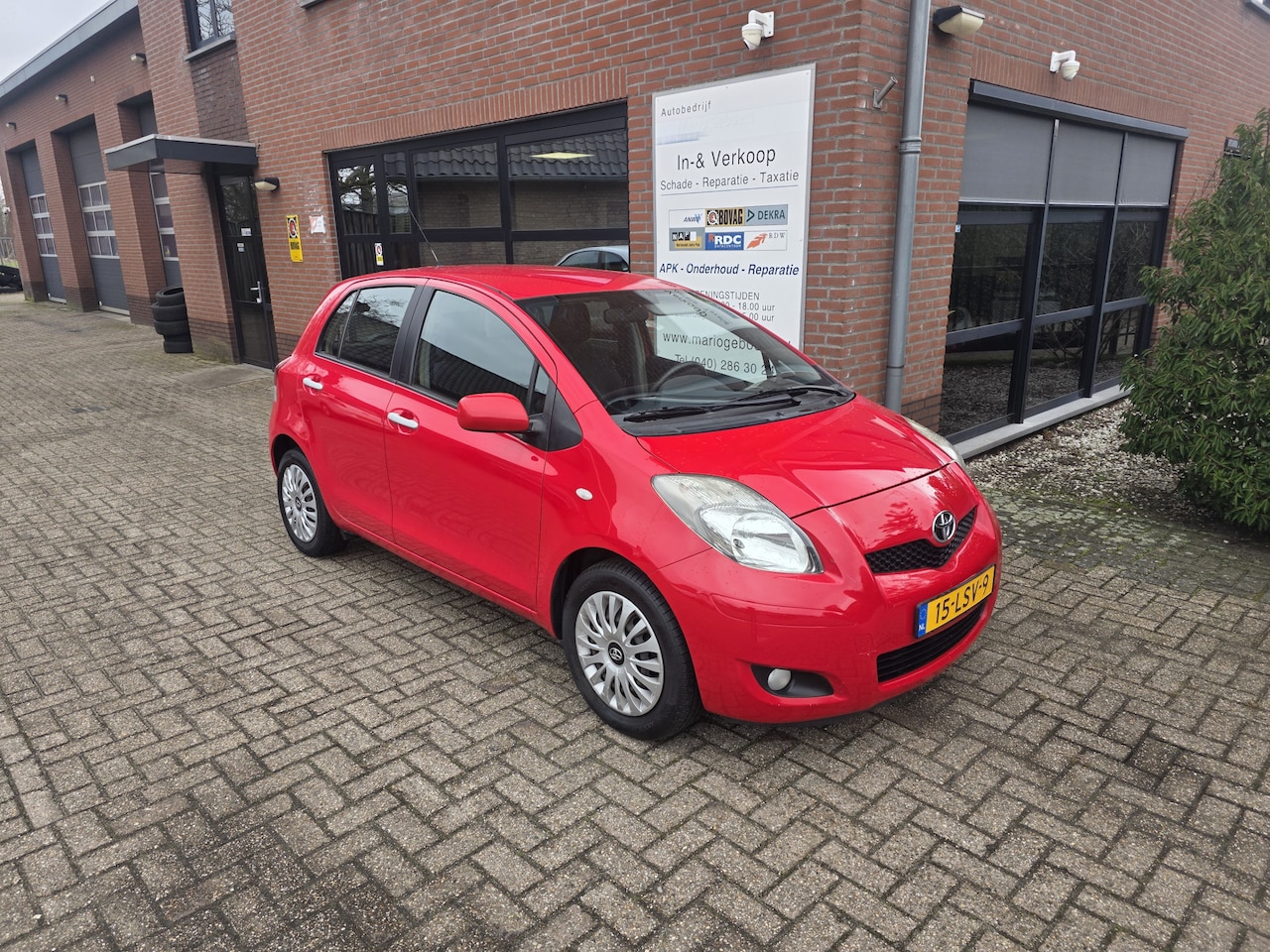Toyota Yaris - 1.3 VVTi Aspiration | Clima | Trekhaal | - AutoWereld.nl