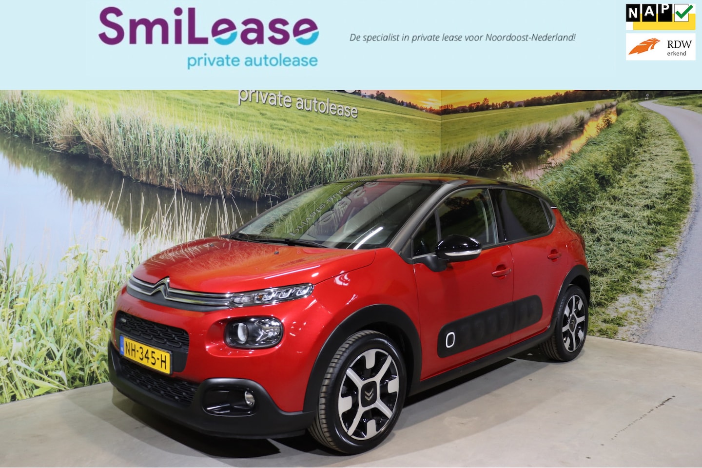 Citroën C3 - 1.2 PureTech Shine | Carplay | camera | navigatie - AutoWereld.nl