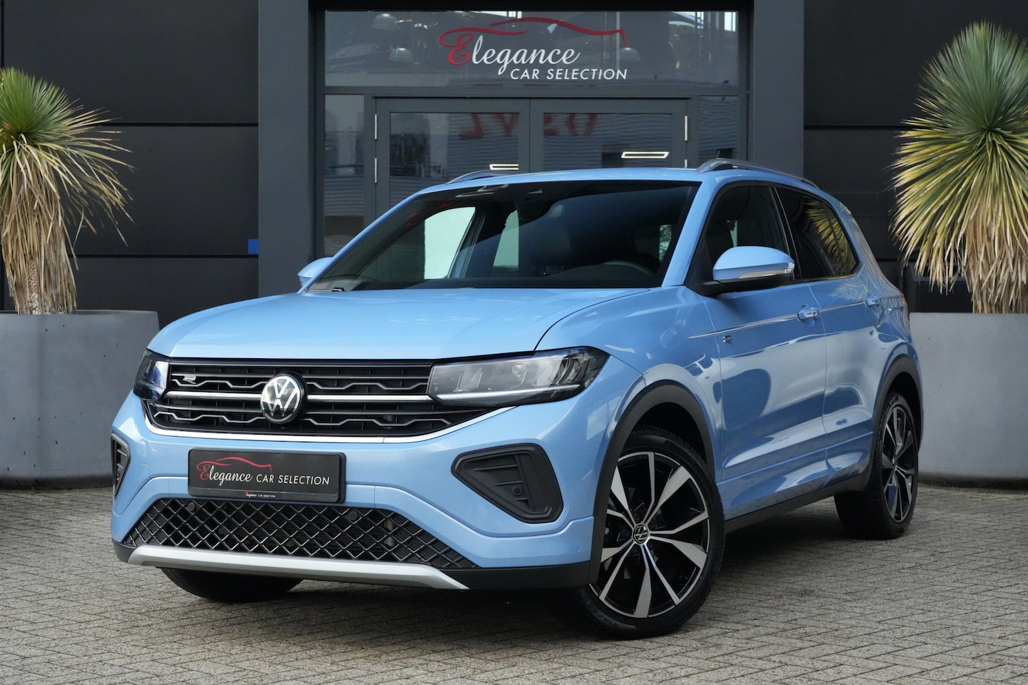Volkswagen T-Cross - 1.5 TSI R-Line 150pk AppleCarplay/PDC/Climate - AutoWereld.nl