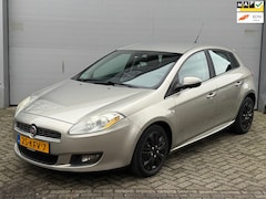 Fiat Bravo - 1.4 T-Jet Emotion l Climate l Navi l Cruise l rijdt en schakelt