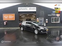 Ford Focus Wagon - 1.6 EcoBoost Titanium