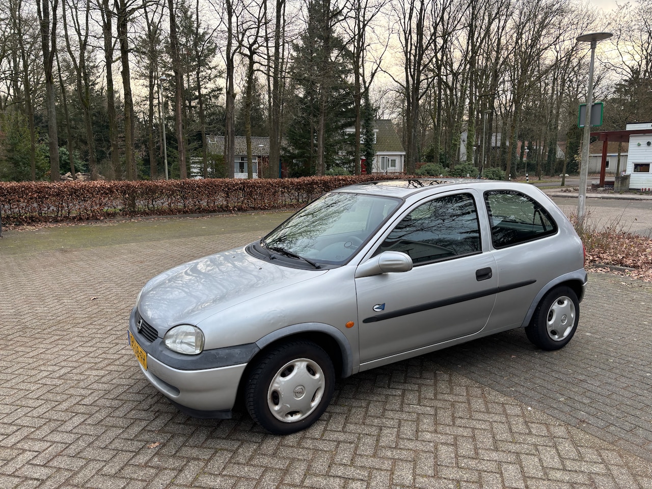 Opel Corsa - 1.2i-16V Strada - AutoWereld.nl