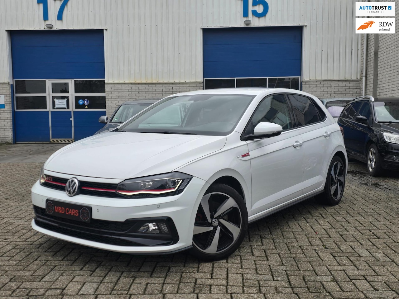 Volkswagen Polo - 2.0 TSI GTI AUTOMAAT/PDC/STOELVERW/CR CONTROL/DIGITAL DASH - AutoWereld.nl