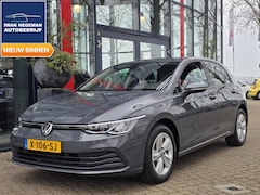Volkswagen Golf - 1.0 eTSI Life Business | Navigatie | PDC | ECC | Stoel/Stuur Verwarming | Android Auto/App