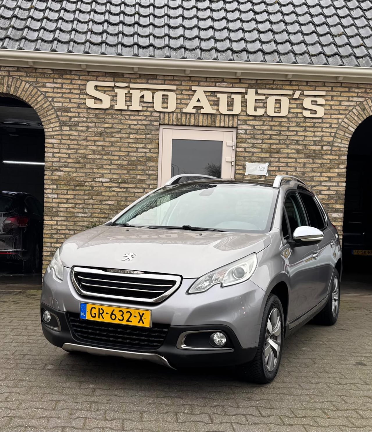 Peugeot 2008 - 1.2 PureTech Allure Bj 2015 Hoge zit Lage Wegenbelasting - AutoWereld.nl