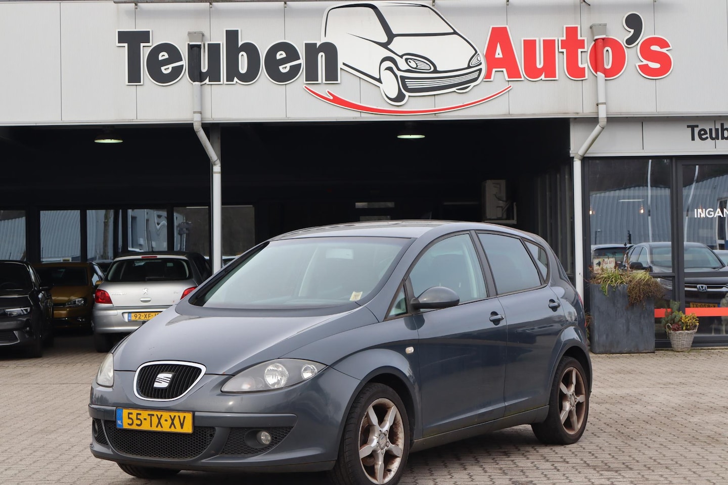SEAT Altea - 1.6 Lifestyle Climate control, Trekhaak, Cruise control, Elektrische ramen - AutoWereld.nl