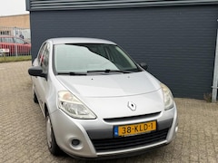 Renault Clio - 1.2 Special Line navigatie NAP NL AUTO