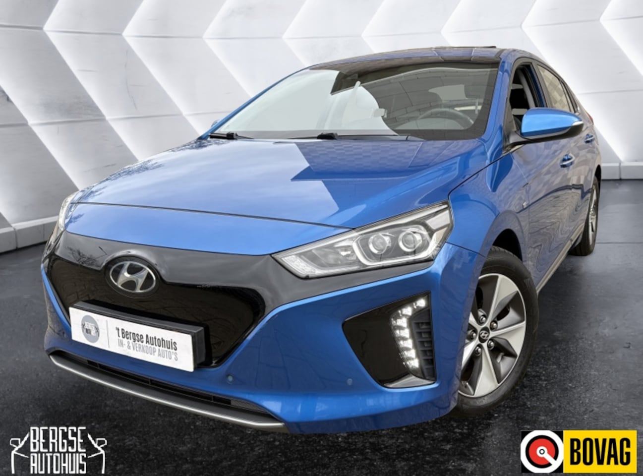 Hyundai IONIQ - Premium EV Dakje Acc Ecc Navi Nap - AutoWereld.nl