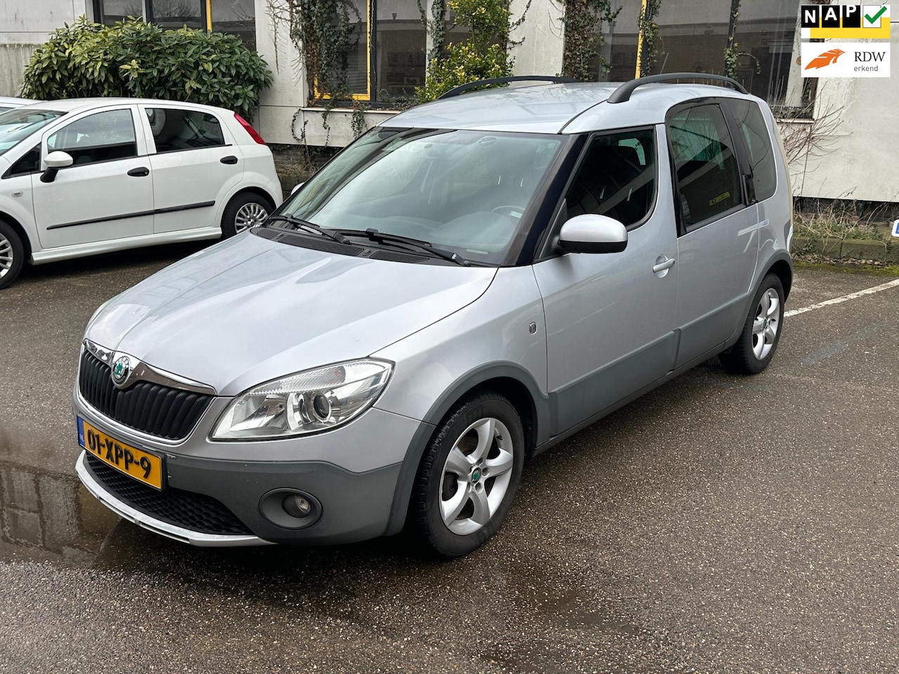 Skoda Roomster - 1.2 TSI Tour / Airco / Distributieketting - AutoWereld.nl