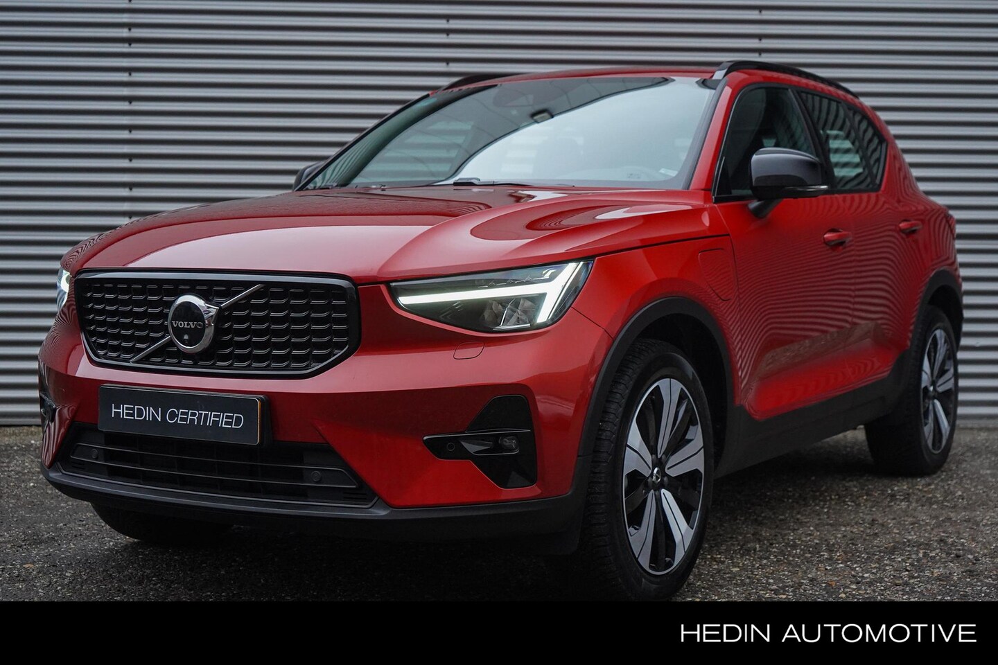 Volvo XC40 - T5 Recharge R-Design | Adaptive Cruise | Pano. dak | Power Seats | Trekhaak | Keyless | Al - AutoWereld.nl