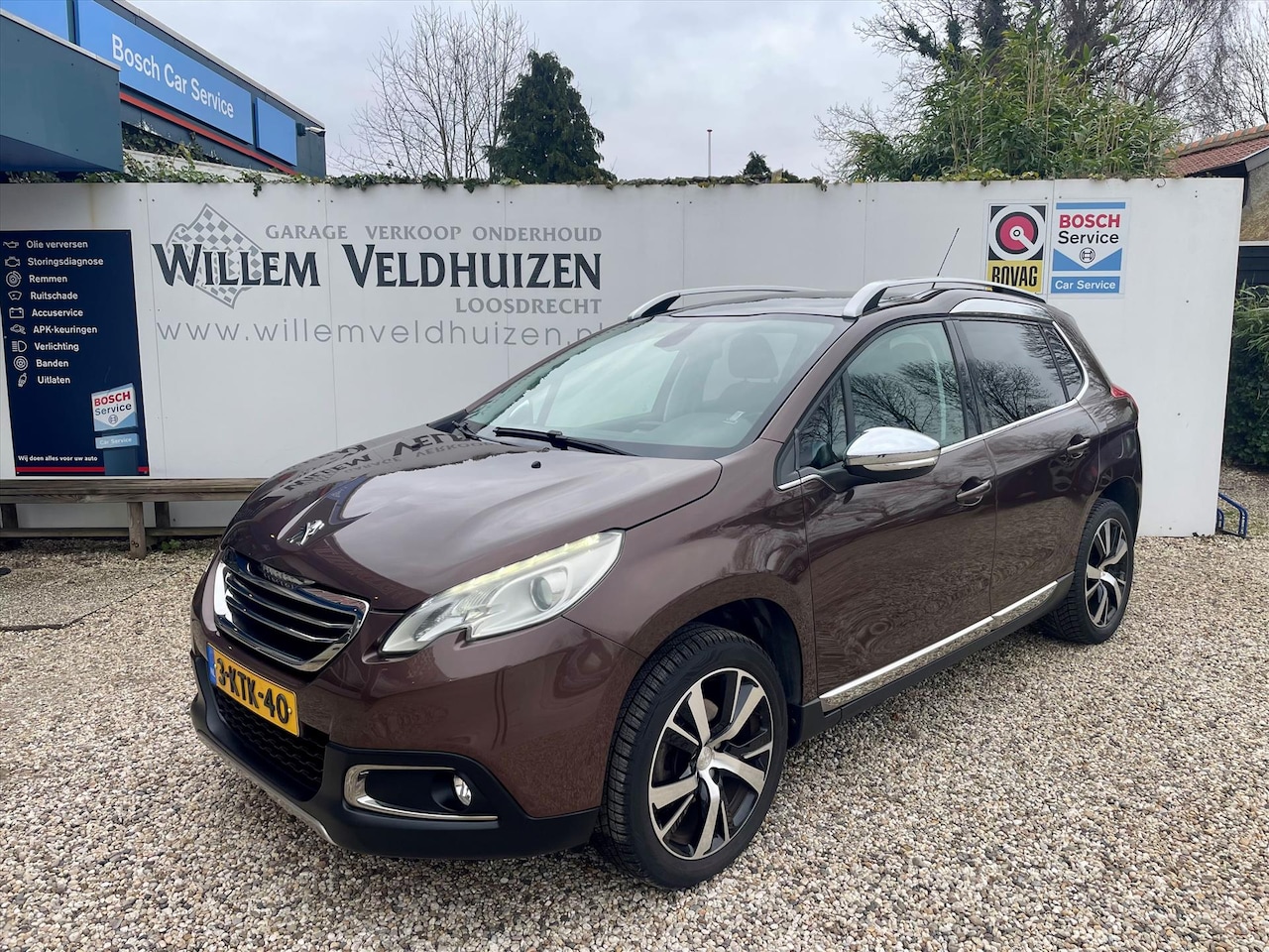 Peugeot 2008 - 1.6 VTI Feline Pano,cruise.pdc - AutoWereld.nl