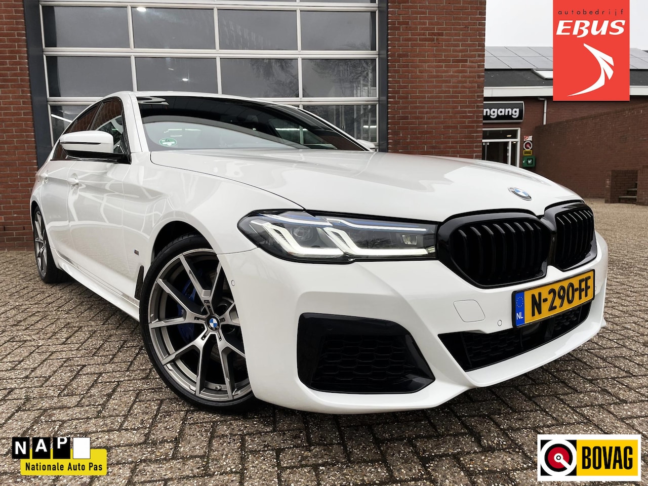 BMW 5-serie - 540i High Executive M-Sport / Pano / HUD / ACC - AutoWereld.nl
