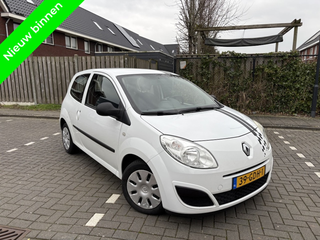 Renault Twingo - 1.2 Authentique Lage km nap|Airco 2008 - AutoWereld.nl