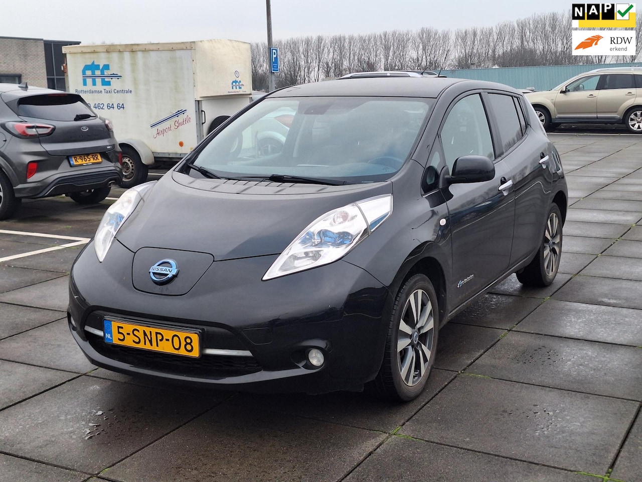 Nissan LEAF - €5500,-Base 24 kWh Leer Navi Camera Nappas Apk - AutoWereld.nl