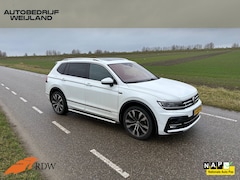 Volkswagen Tiguan Allspace - 1.5 TSI Highline Business R 7p. I 2X R-line I Keyless I Trekhaak I I 20" I Pano I Virtual