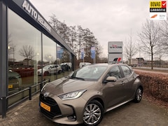Toyota Yaris - 1.5 Hybrid Dynamic/TREKHAAK, STUUR+STOEL VERWARMING/CARPLAY,