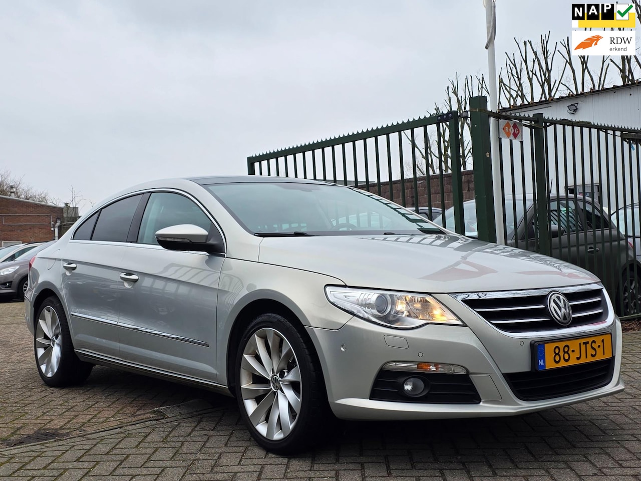 Volkswagen Passat CC - 1.8 TSI 4p. Automaat 1e eigenaar open dak cruis control trekhaak parkeer sensor - AutoWereld.nl