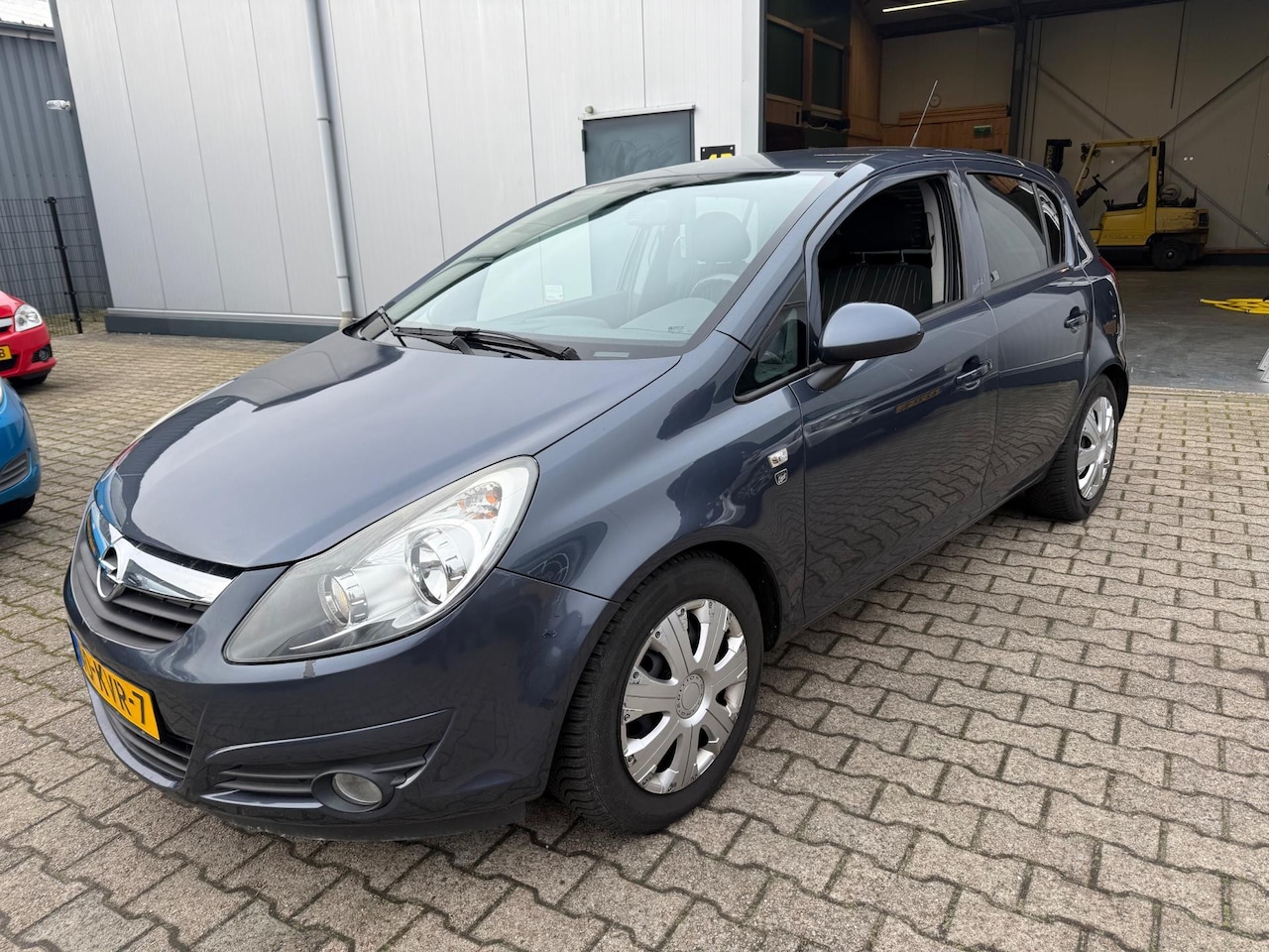 Opel Corsa - 1.4-16V '111' Edition 2010 5-Deurs Airco - AutoWereld.nl