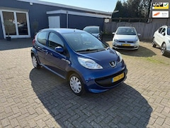 Peugeot 107 - 1.0-12V XS