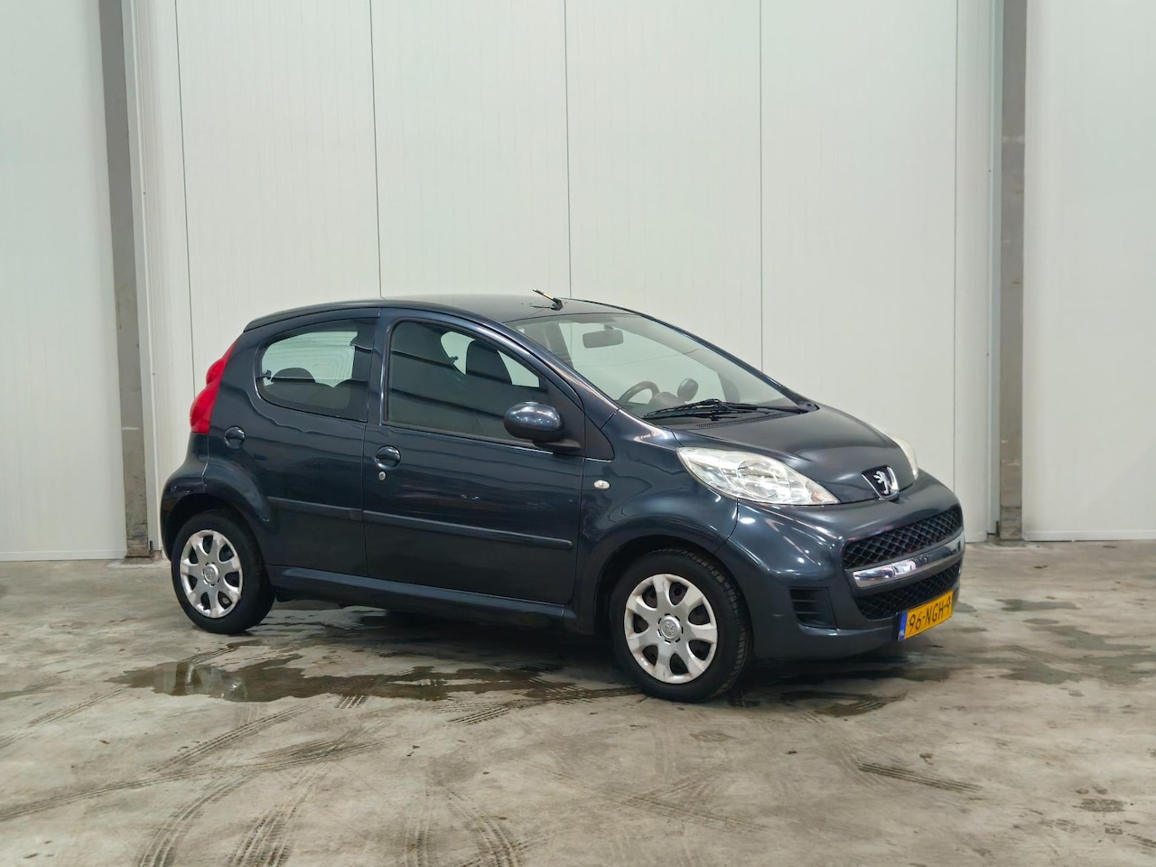 Peugeot 107 - 1.0-12V XS 1.0-12V XS - AutoWereld.nl