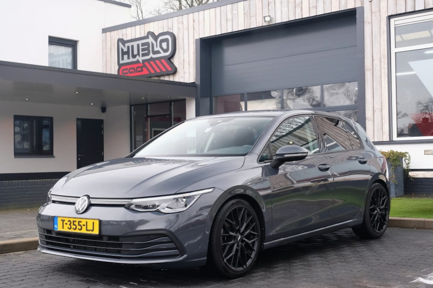 Volkswagen Golf - 1.5 TSI Life Sfeerverlichting, Stoelverwarming, Stuurverwarming, - AutoWereld.nl