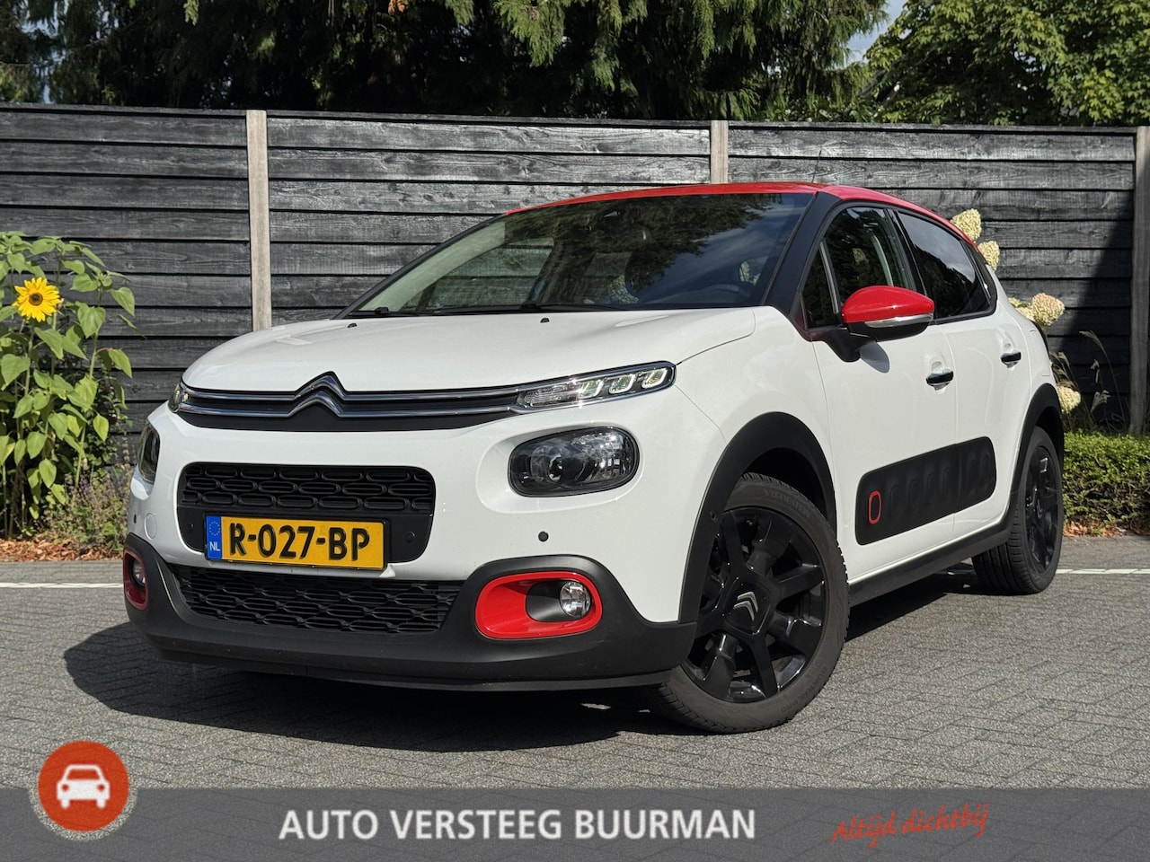 Citroën C3 - Shine 1.2 PureTech 82PK Navigatie, Achteruitrijcamera, Keyless, Stoelverwarming, Parkeerse - AutoWereld.nl