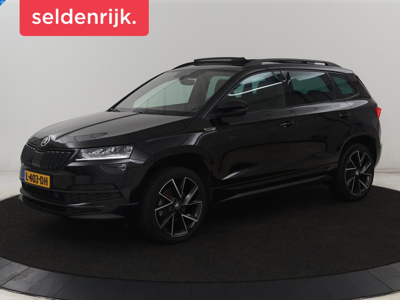 Skoda Karoq - 1.5 TSI Sportline | Panoramadak | Stoelverwarming | Virtual Cockpit | Adaptive cruise | Ca - AutoWereld.nl