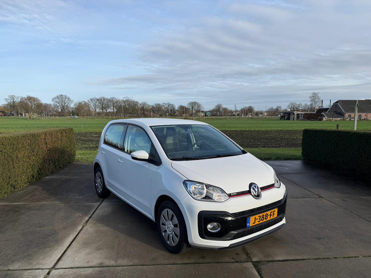 Volkswagen Up! - 1.0 BMT move up! 1.0 BMT move up! - AutoWereld.nl
