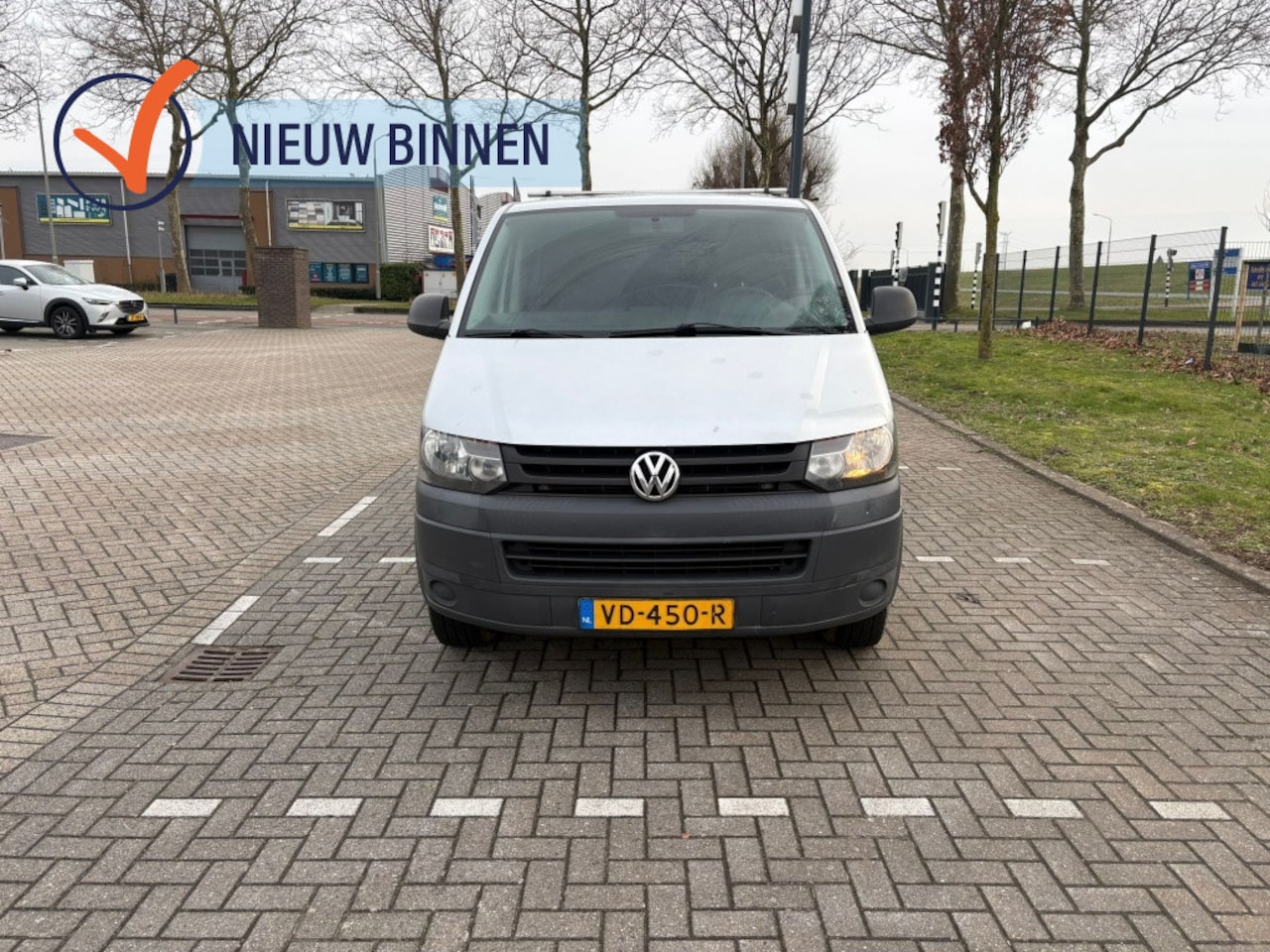 Volkswagen Transporter - 2.0 TDI L2H1 Tr. DC - AutoWereld.nl