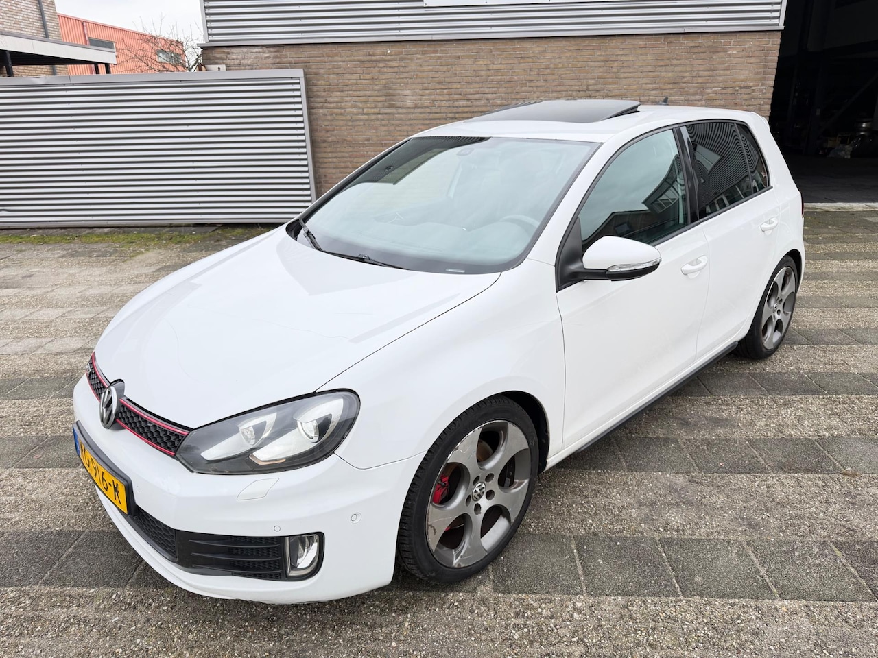 Volkswagen Golf - 6 2.0 GTI 2010 handgeschakeld - AutoWereld.nl