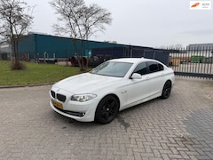 BMW 5-serie - 528i High Executive lees tekst