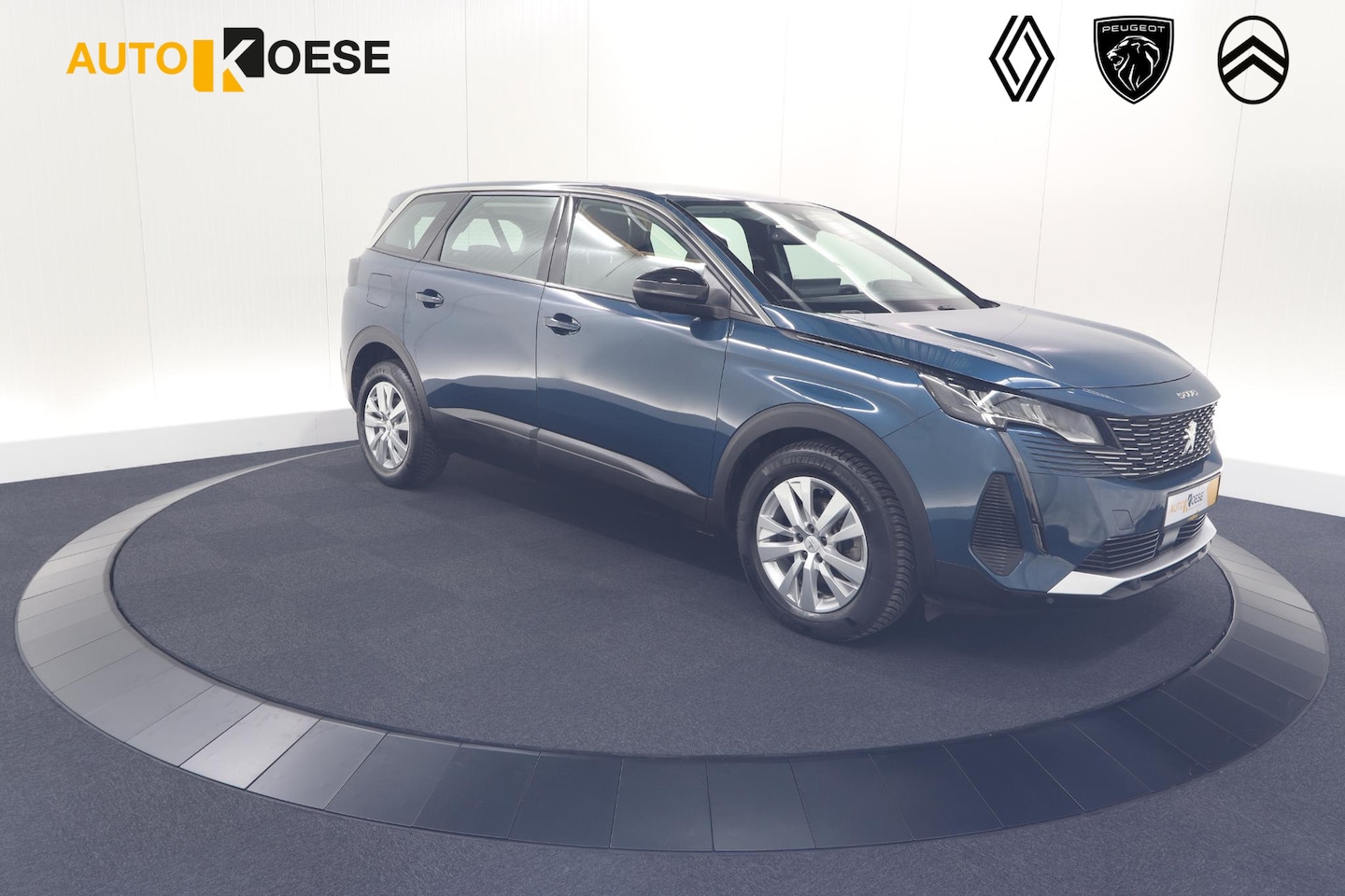 Peugeot 5008 - PureTech 130 EAT8 Active Pack | 7 Zitplaatsen | Apple Carplay | Parkeersensoren | Navigati - AutoWereld.nl
