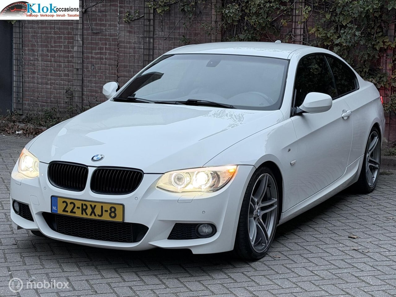 BMW 3-serie Coupé - 320i Corporate Lease Business Line M Sport - AutoWereld.nl