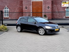 Volkswagen Golf - 1.6 TDI Highline BlueMotion / 1e eigenaar / Nap / Nieuwe Apk / Pdc / Navi