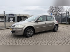 Renault Mégane - 1.6-16V Business L