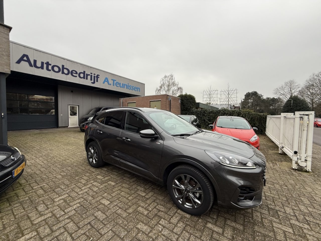 Ford Kuga - 2.5 PHEV ST-Line 2.5 PHEV ST-Line - AutoWereld.nl