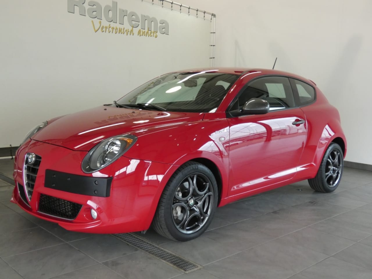Alfa Romeo MiTo - 1.4 T QV line Autom! Leder Clima, Zeer mooi! - AutoWereld.nl