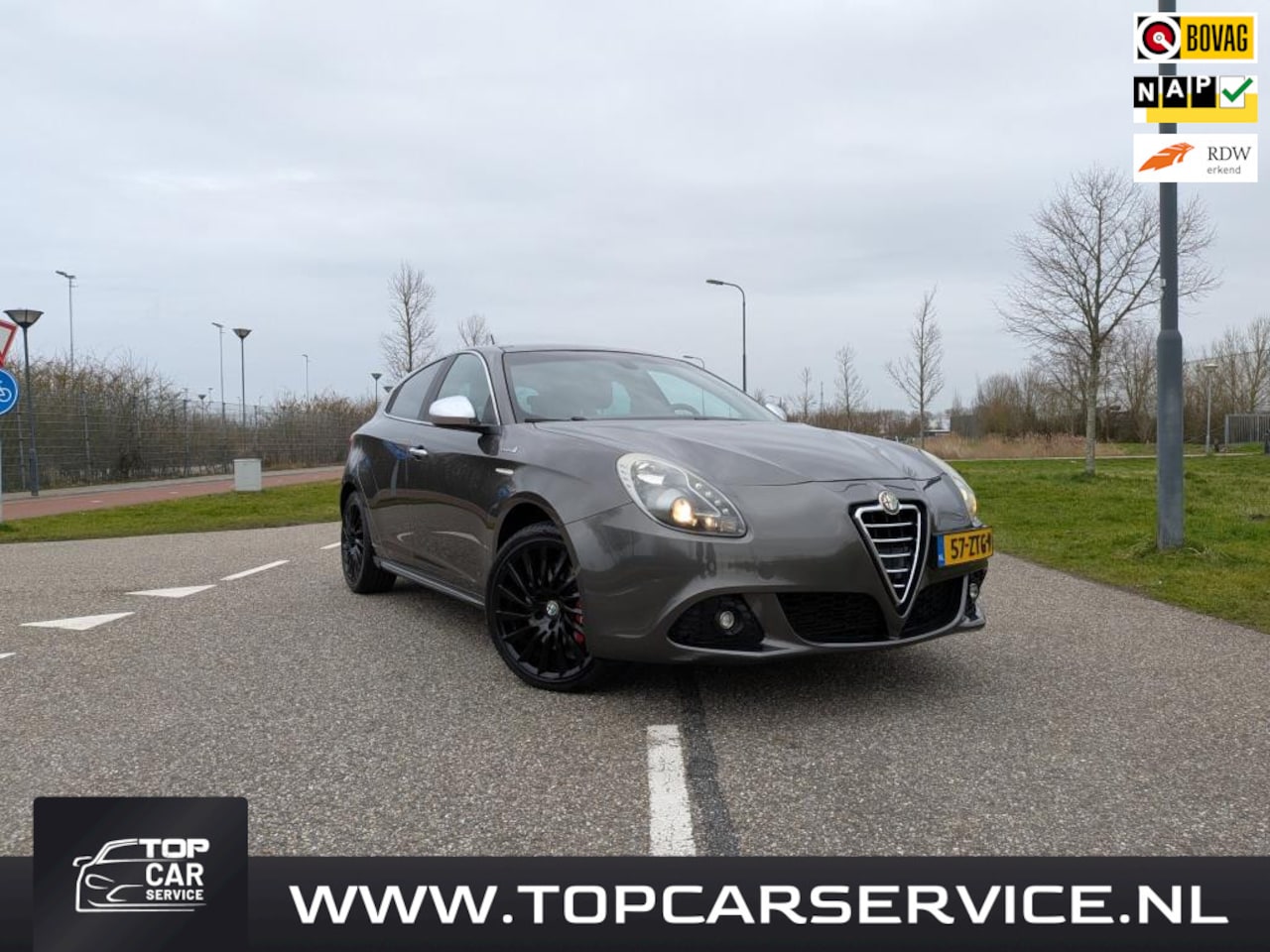 Alfa Romeo Giulietta - 1.4 T Executive,Sportiva,Pano,Auto,Navi,Trek,Full Optie - AutoWereld.nl