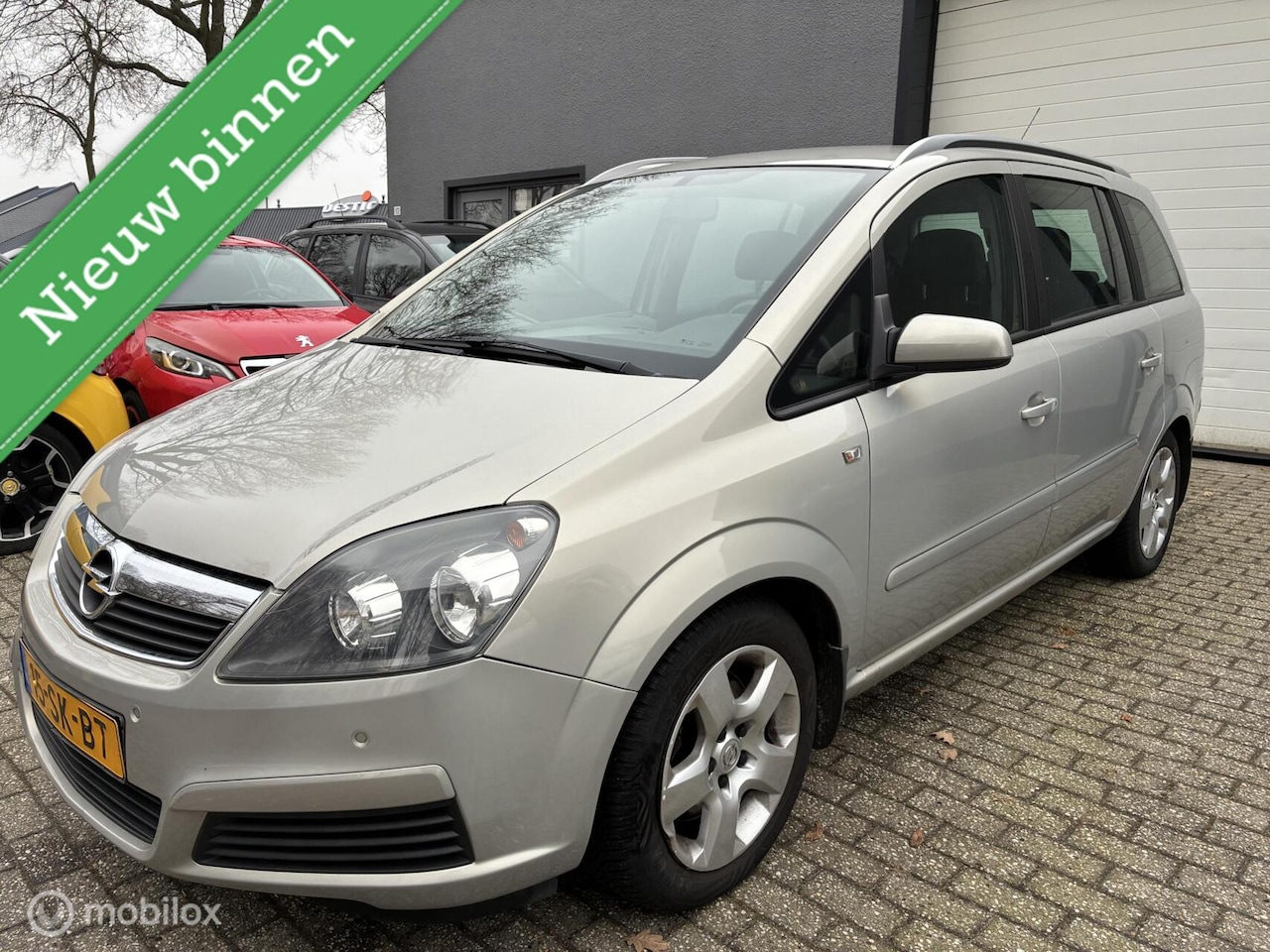 Opel Zafira - 2.2 Enjoy / AUTOMAAT / 7 PERSOONS / NIEUWE APK / - AutoWereld.nl