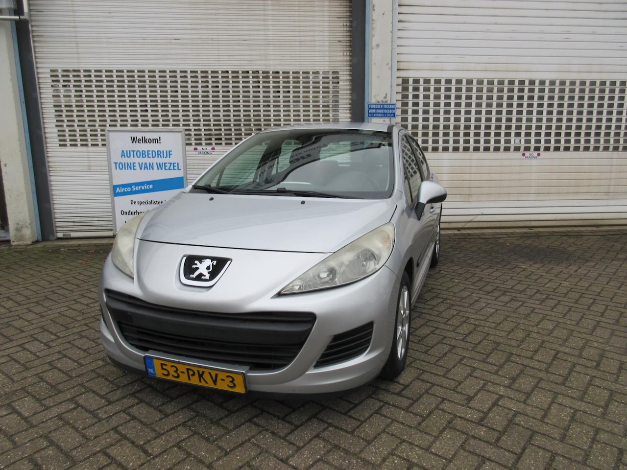 Peugeot 207 - 1.4 VTi Blue Lease airco 5 drs - AutoWereld.nl