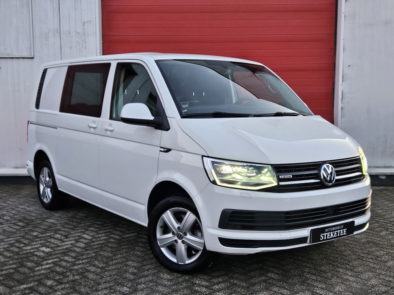 Volkswagen Transporter - 2.0 TDI L1H1 4Motion | ACC | Camera - AutoWereld.nl