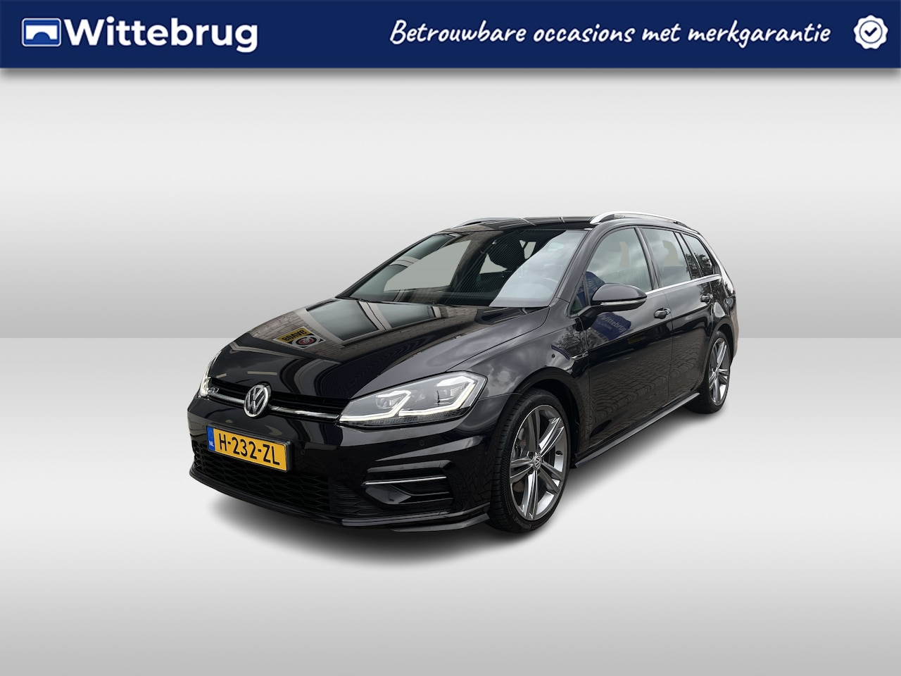 Volkswagen Golf Variant - 1.5 TSI R-Line / AUTOMAAT/ DIGITAL DASH/ NAVI/ CLIMA/ PARK. SENSOREN/ CAMERA/ CRUISE/ 18"L - AutoWereld.nl