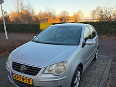 Volkswagen Polo - 1.4-16V Comfortline