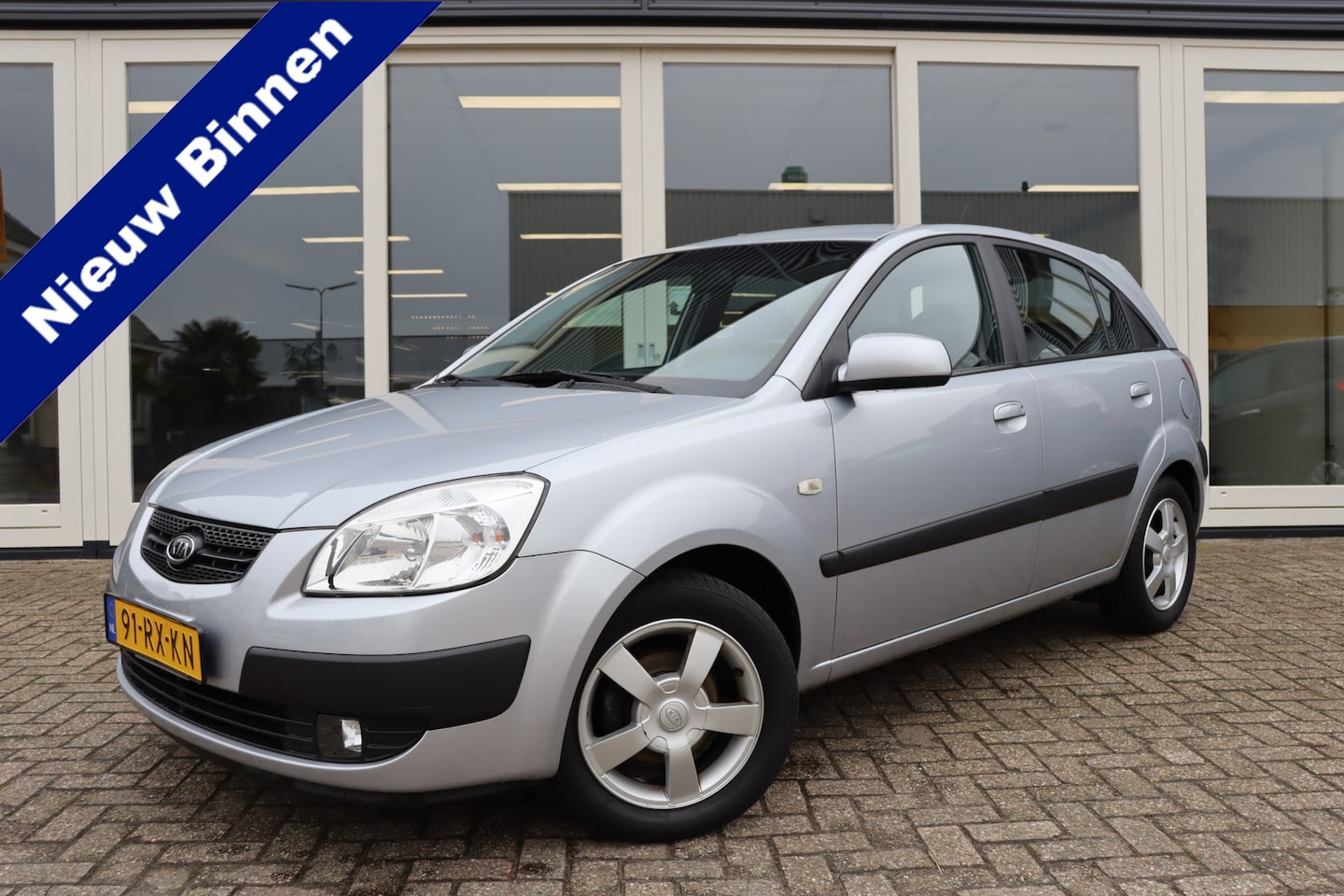 Kia Rio - 1.6 CVVT X-ecutive 1.6 CVVT X-ecutive, Airco, Prijs Is Rijklaar - AutoWereld.nl