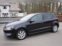 Volkswagen Polo - 1.4-16V Highline 5Drs Airco Navi
