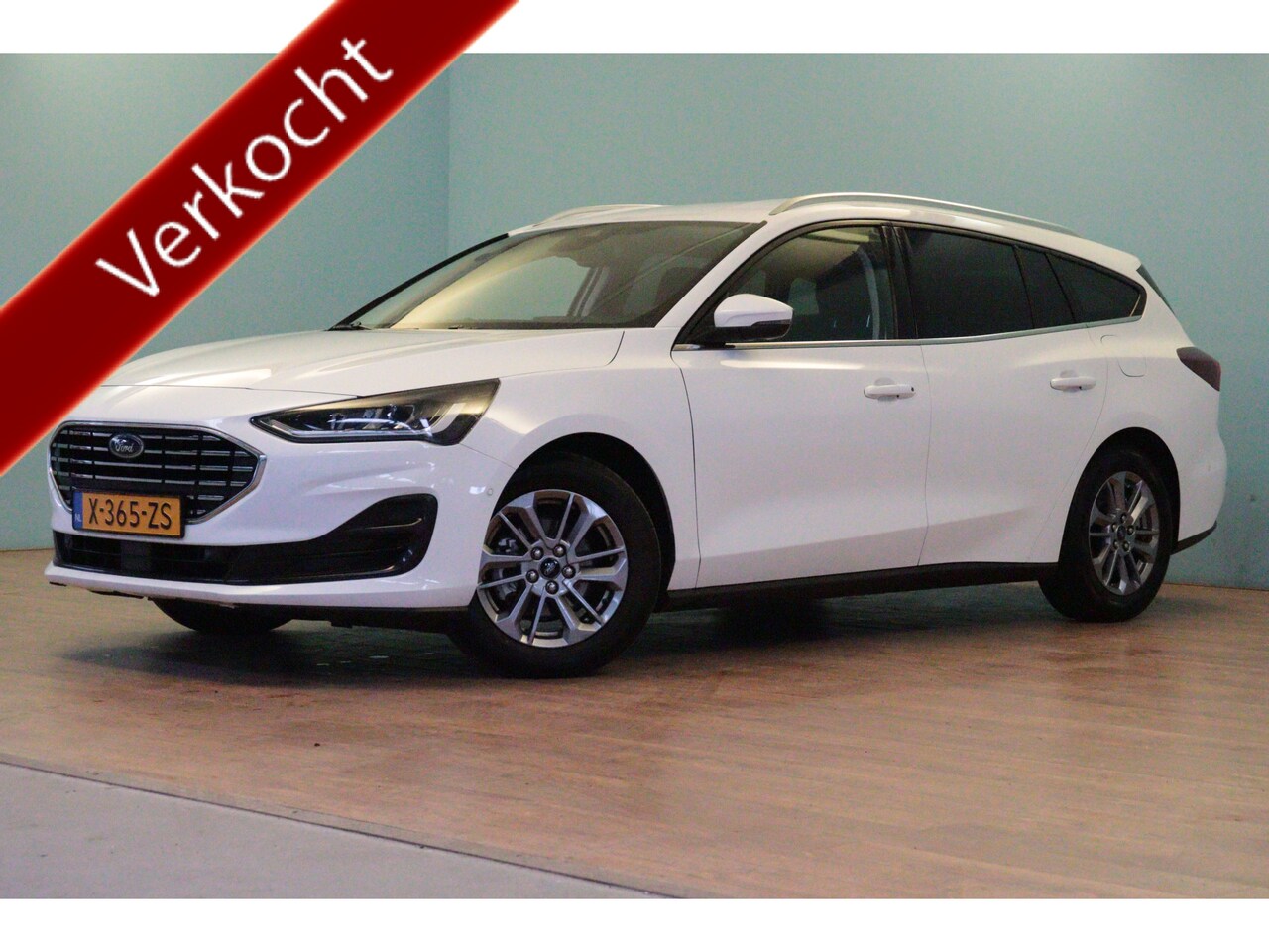 Ford Focus Wagon - 1.0 EcoBoost Hybrid Titanium | NAVI | CAMERA + PDC | ADAP CRUISE | LANE-ASSIST / WARNING | - AutoWereld.nl